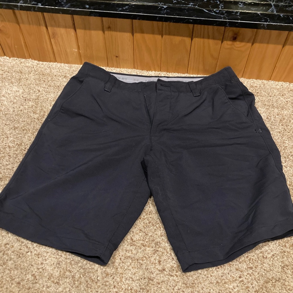 Mens UA shorts